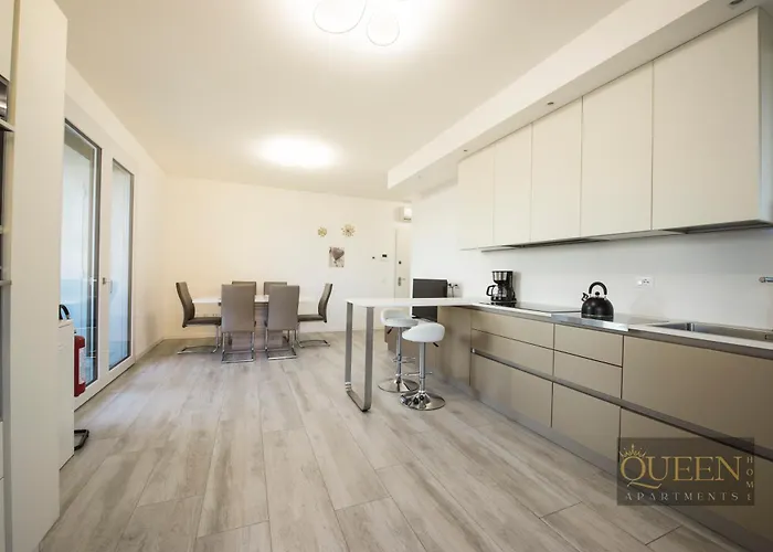 شقة Queen Luana *