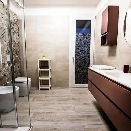 Queen Luana Apartament Mestre