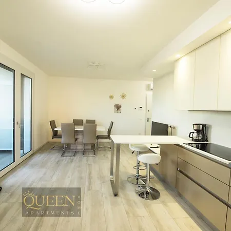 Queen Luana Апартаменты Местре