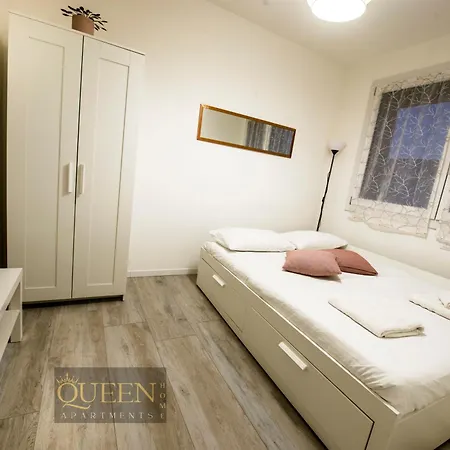 Queen Luana Местре